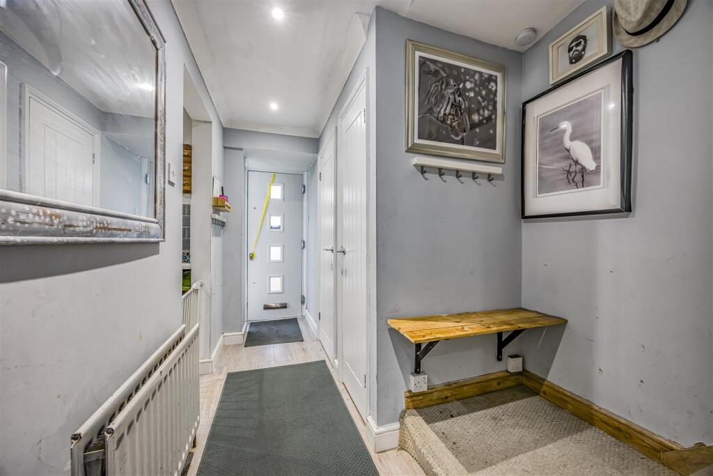 47 Third Avenue, Havant-PorticoMarketing-Nexa-15.j