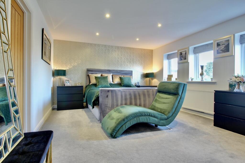 Principal Bedroom Suite