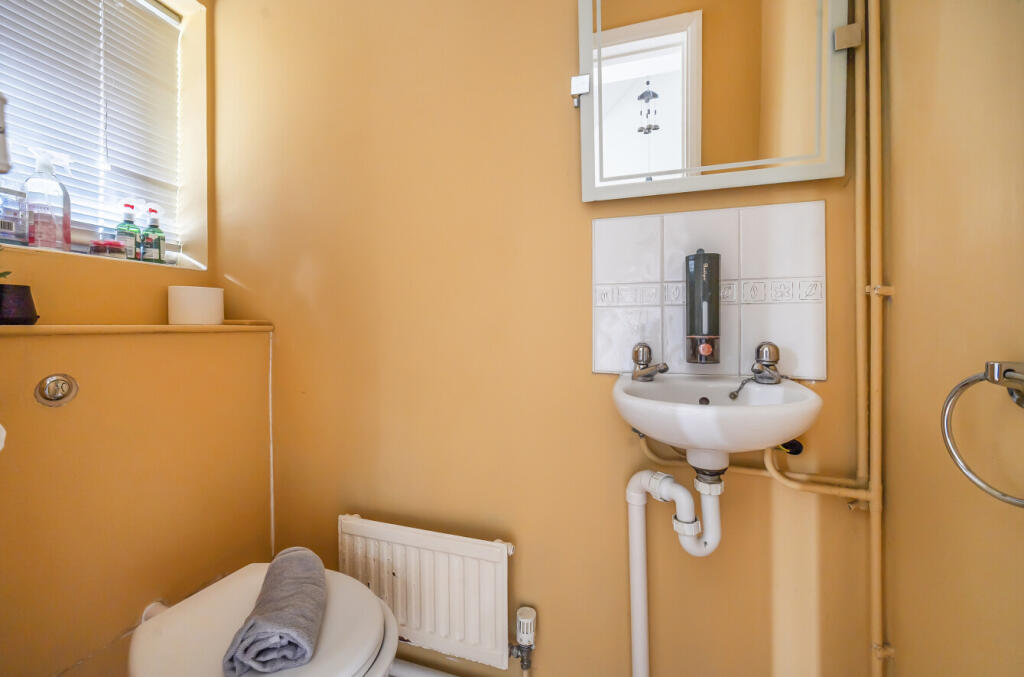 1345507-21-68b184...