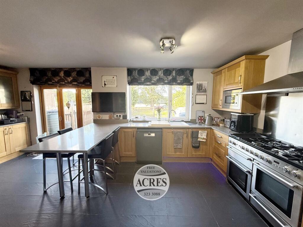 IMG_6697 (Large).jpg