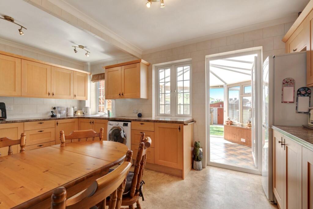 BROWNING AVENUE (3).jpg