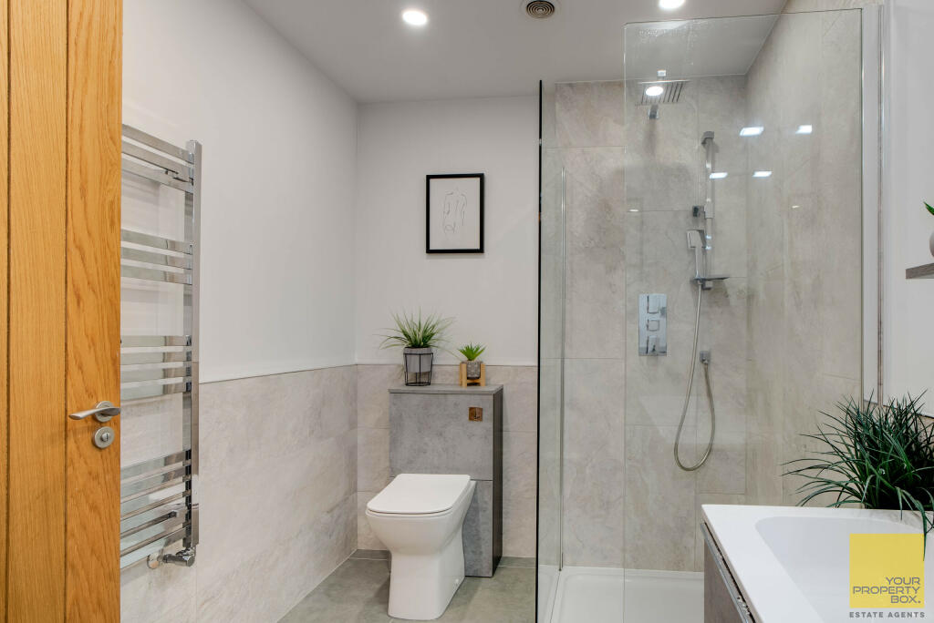 152 Battenhall Road-42