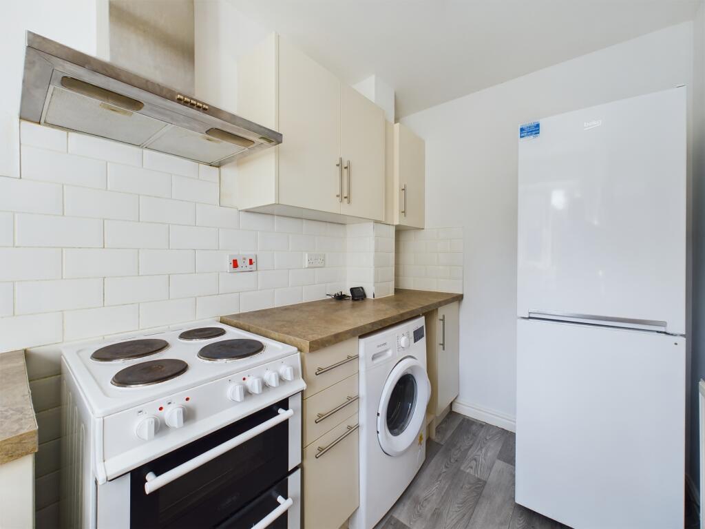 CAM02545G0-PR0254-STILL007