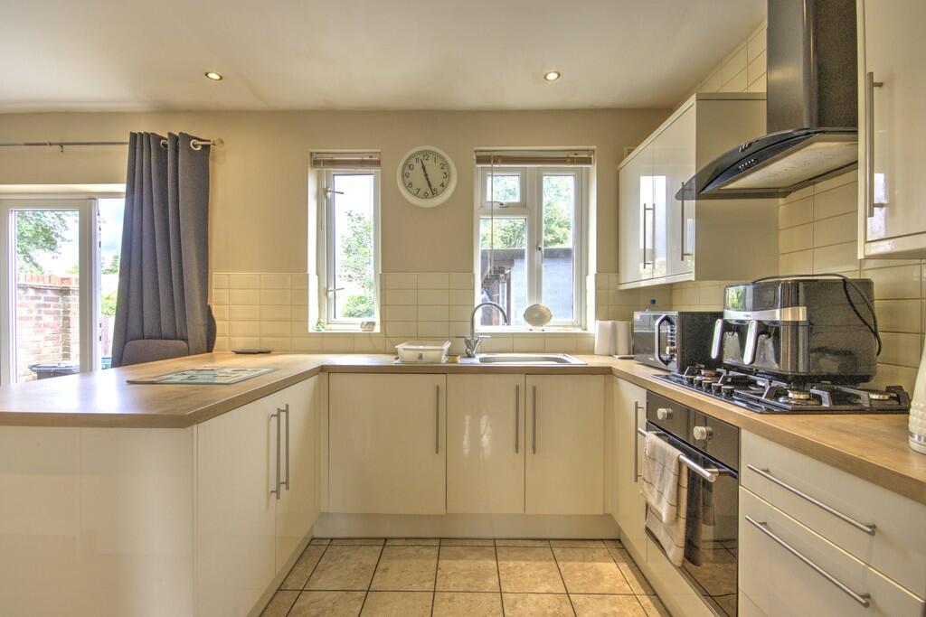 Kitchen 1