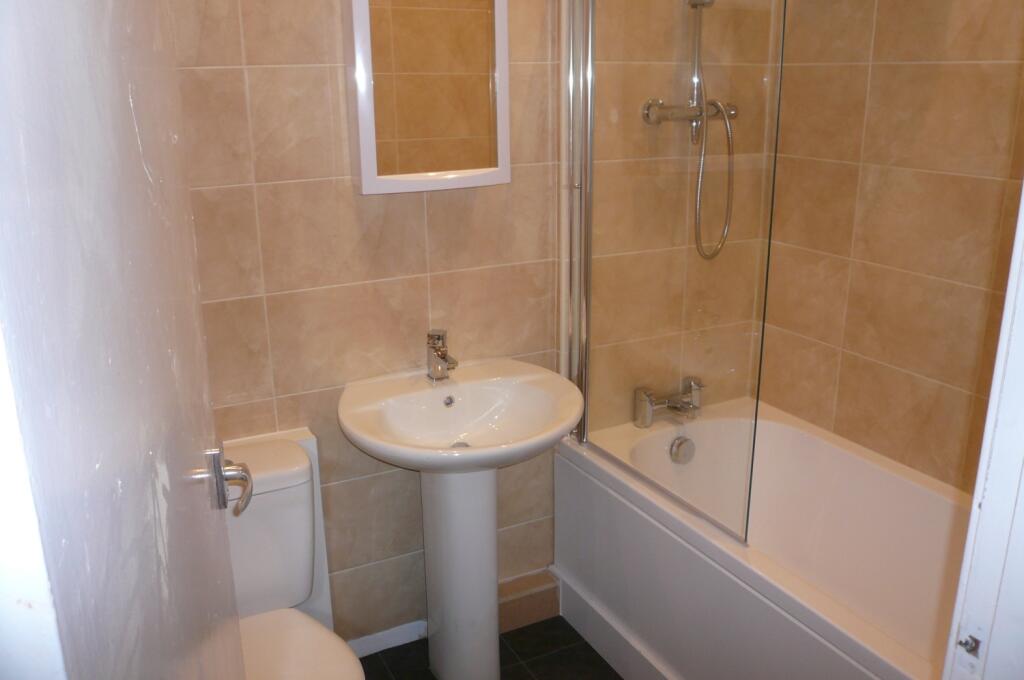 LG iphone 16.09.13 243