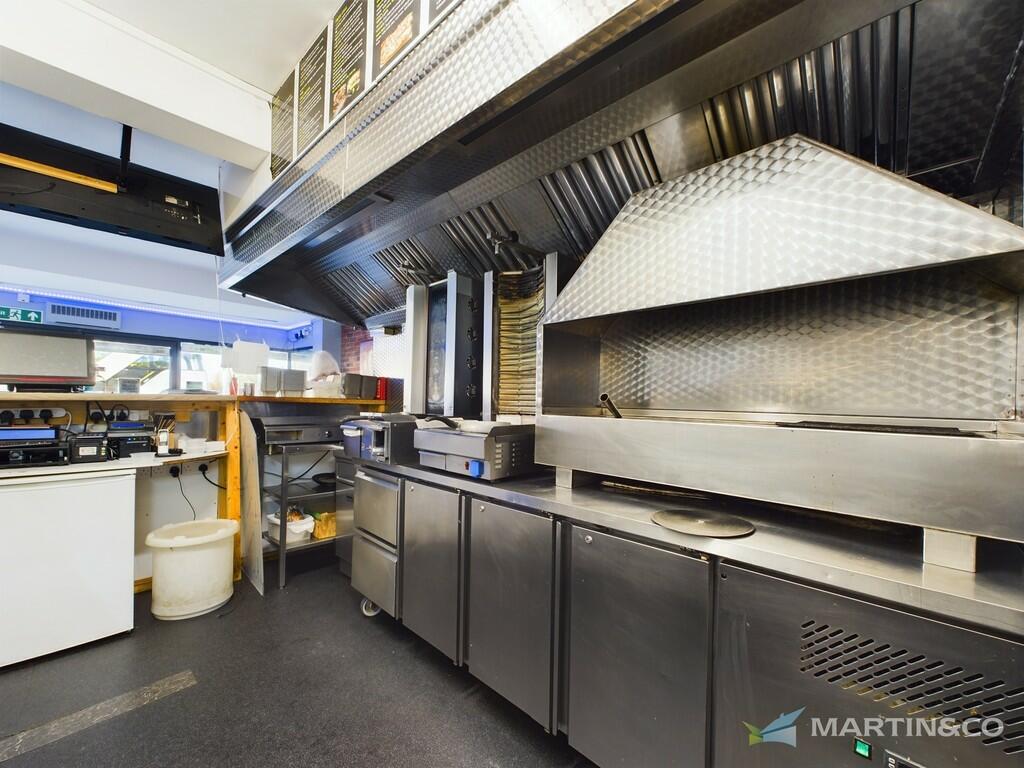 CAM02318G0-PR0358...