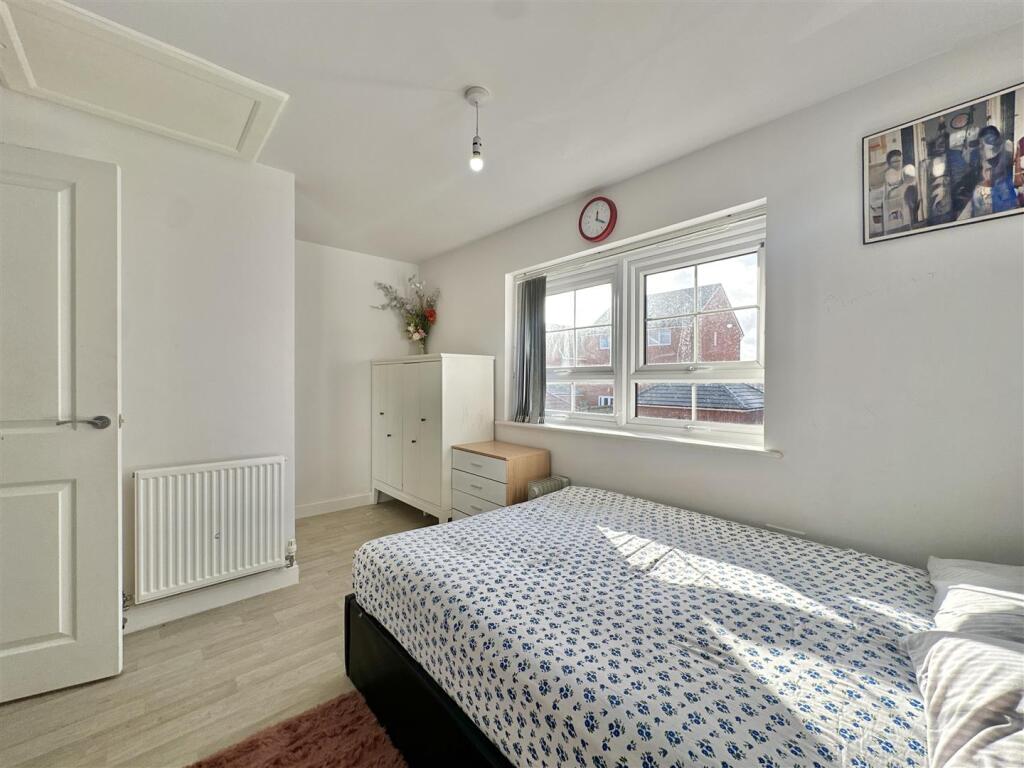 BEDROOM TWO