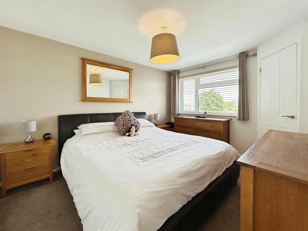 bac770b1--42FC-B570-828B68BDDE4D-95508-00003F2FF90