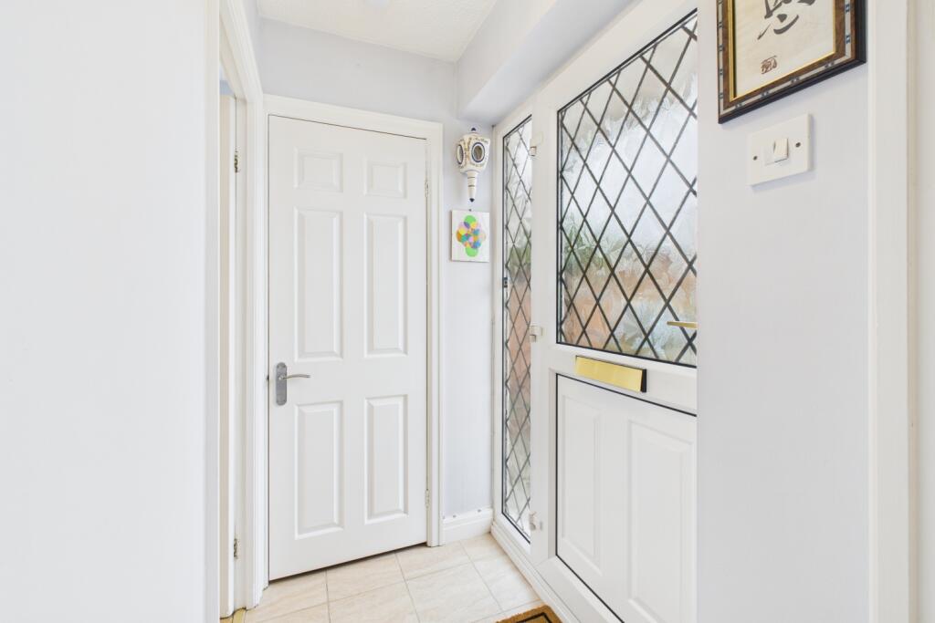 CAM03162G0-PR0342-STILL018