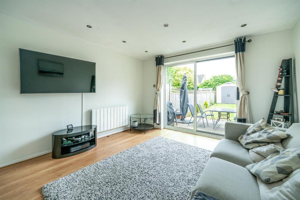 7-Carlsbury-Close-1007.jpg