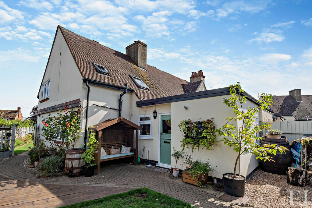 8619074-exteriorW...