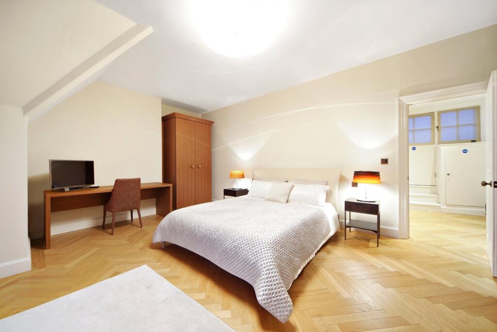 Master Bedroom 2