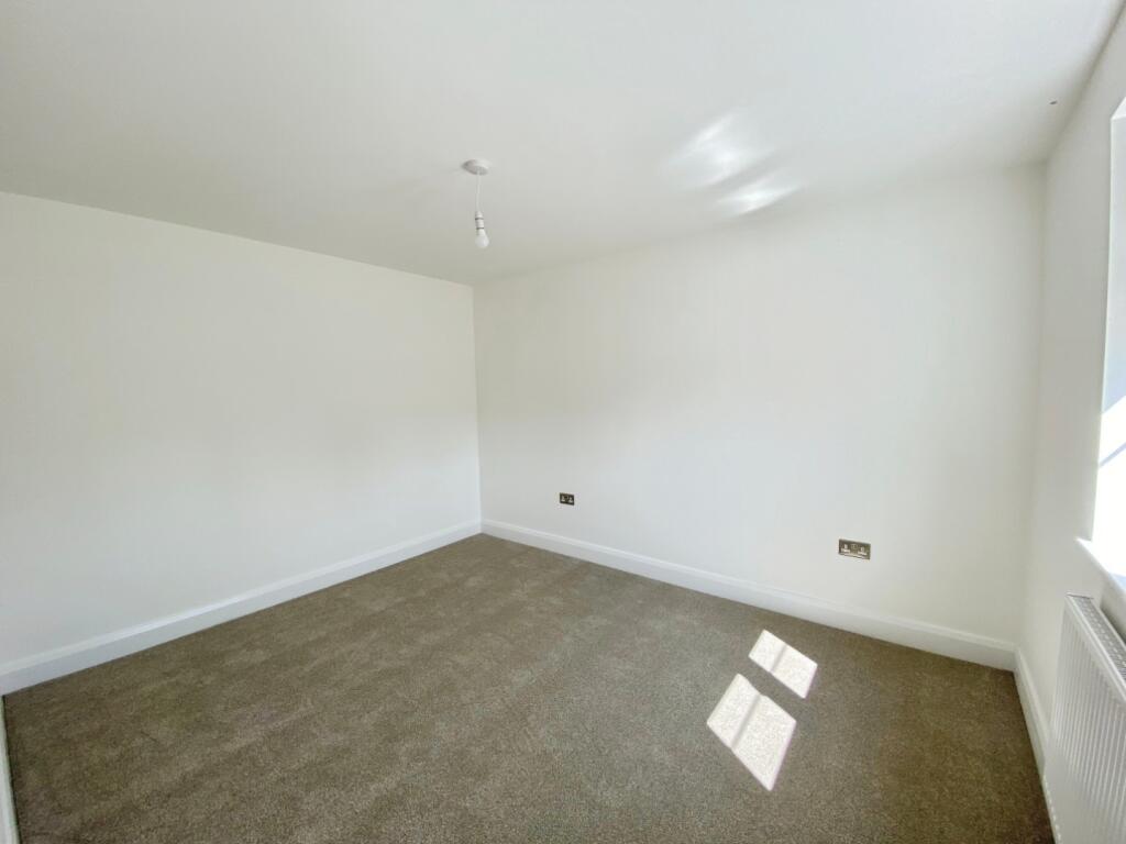 pbox-bedroom-307822.jpg