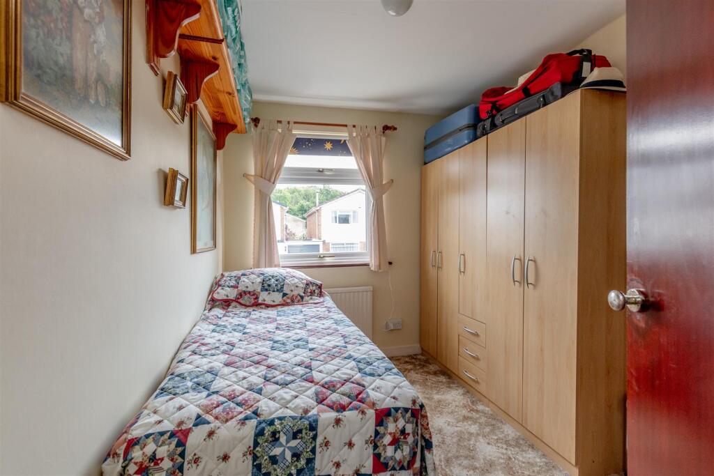 Green Dell Close, Henbury Bed 3.jpg