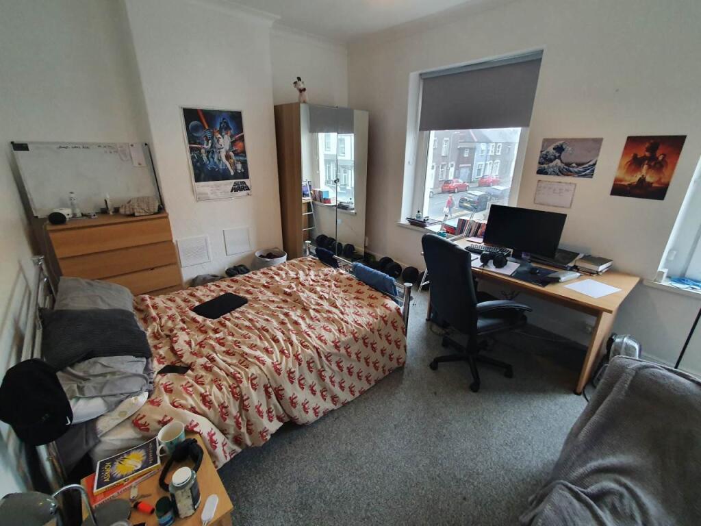 First Floor Front Be