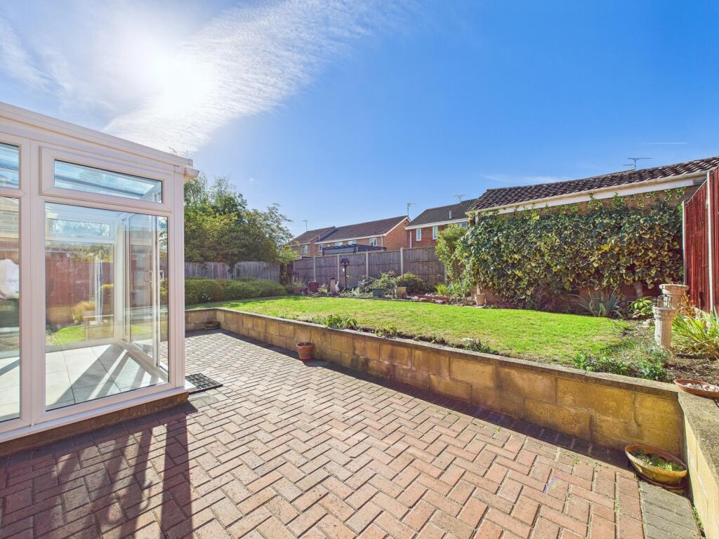 CAM01338G0-PR0137-STILL010