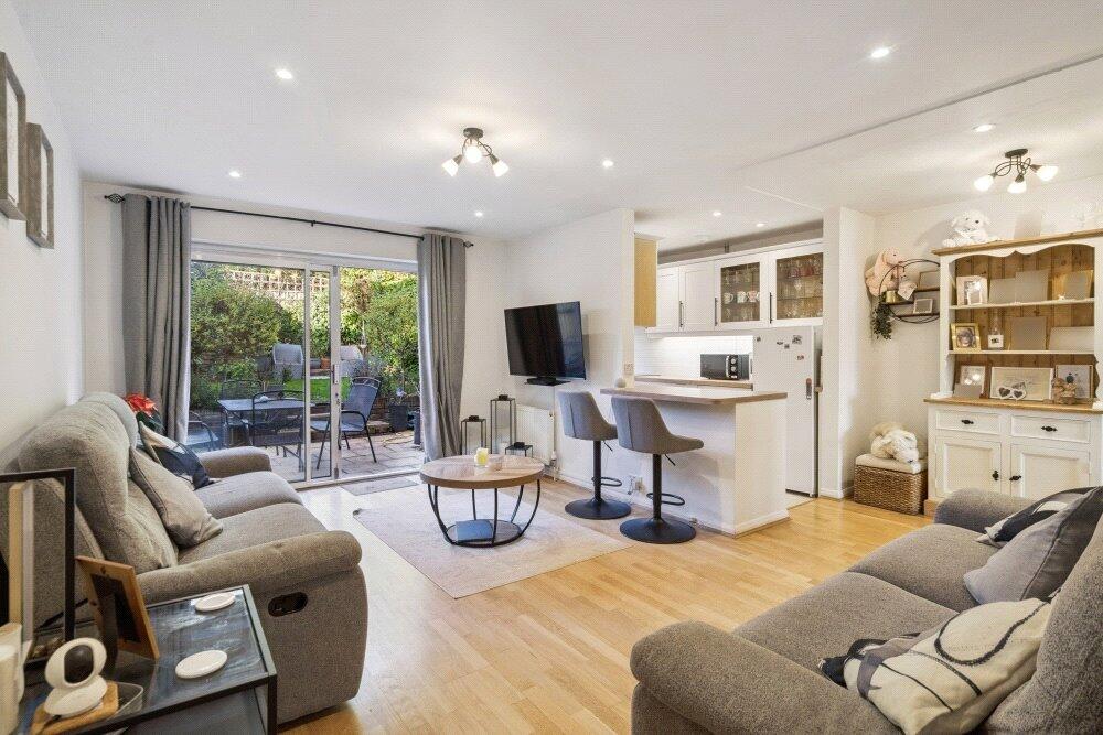 Mead Close, Marlow, Buckinghamshire, SL7