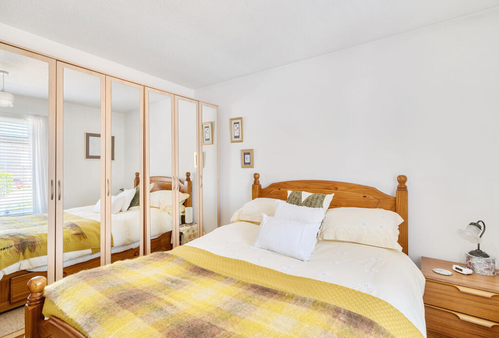 1319002-17-6867ee...