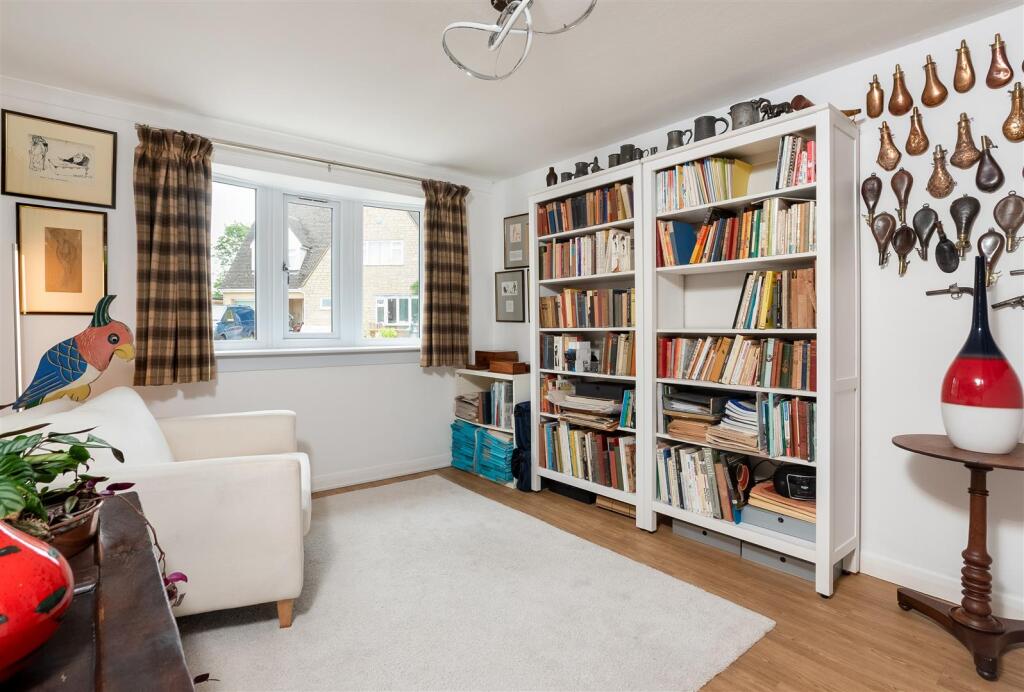 15 Arbour Close 1775-7.jpg