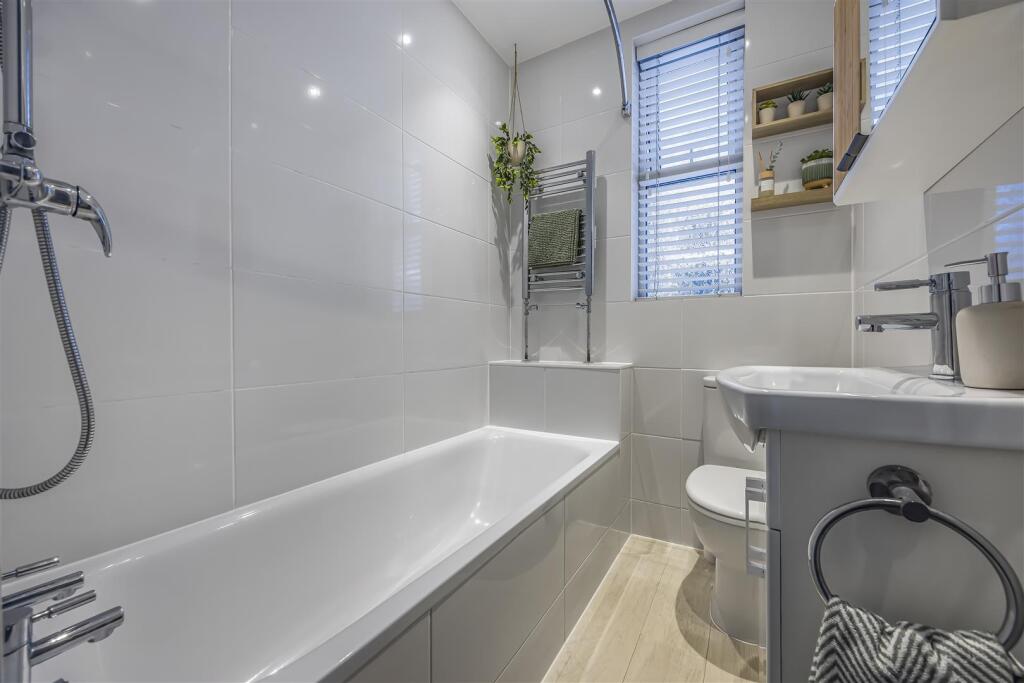 6 Hellyer Road, Southsea-PorticoMarketing-SoldBy-1