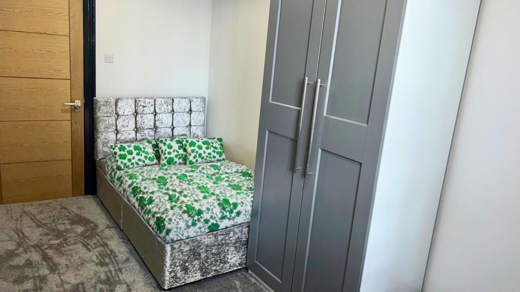 48a osborne road jes