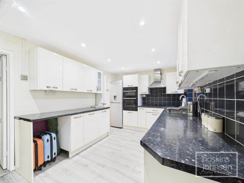 itchen/Breakfast Room