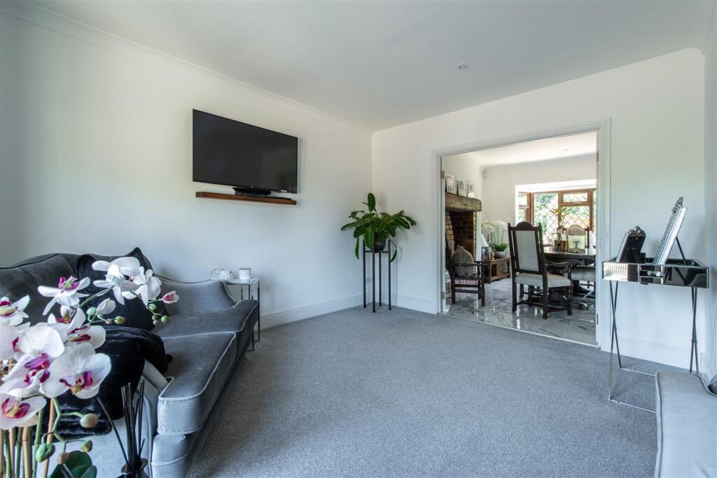 Lea cottage-hi-15.jpg