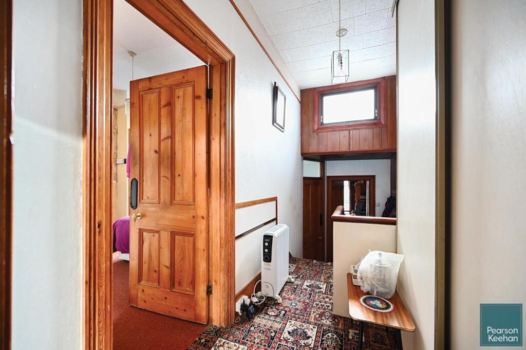 144 Springfield Road, bn1 (16).jpg