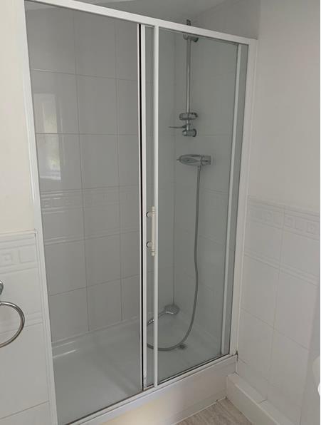 En-Suite Shower