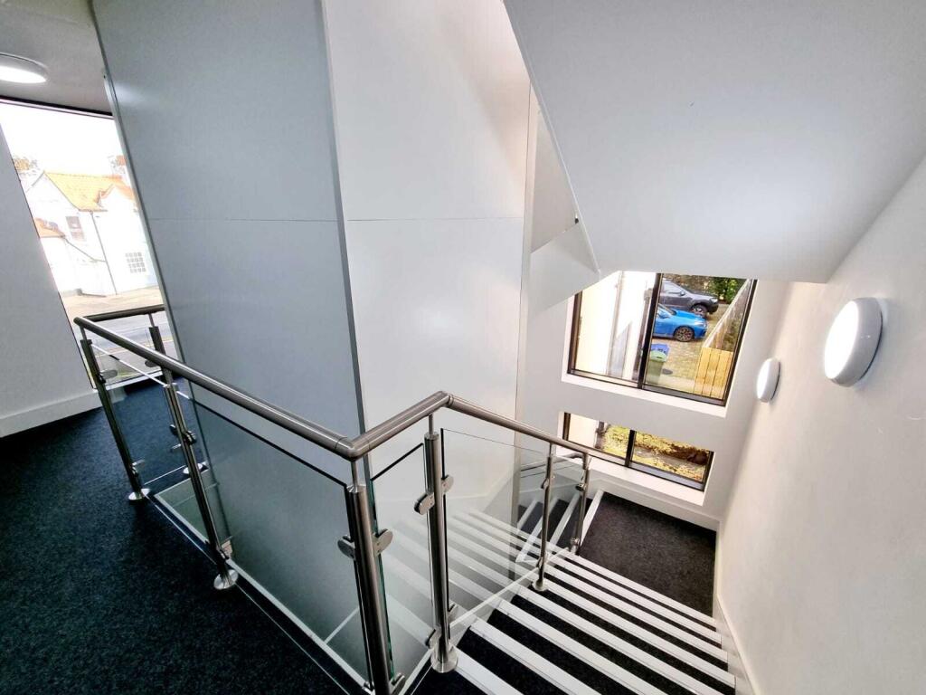 2173cab8-f830-49e9-8982-1fd02a5f5e52