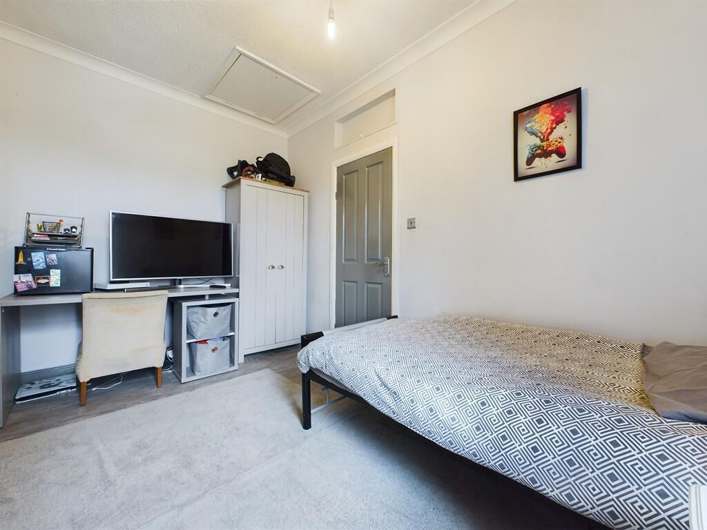 CAM04273G0-PR0067...