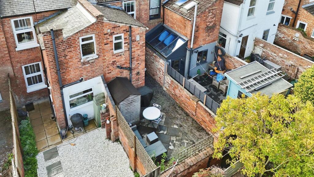 c25a3ea4--4D44-895C-C0CA89BCDC3E-29896-00000A4336E