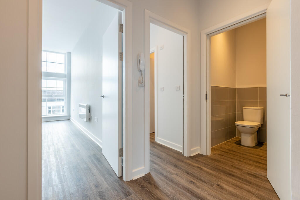 Apt 3 Entrance Ha...