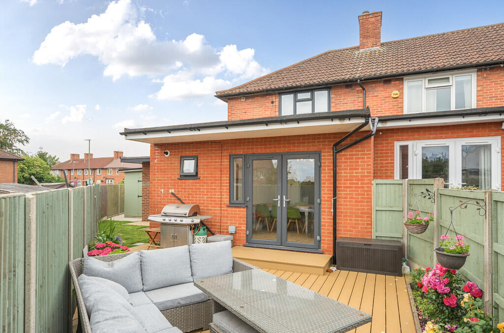 1313353-2-685a788...