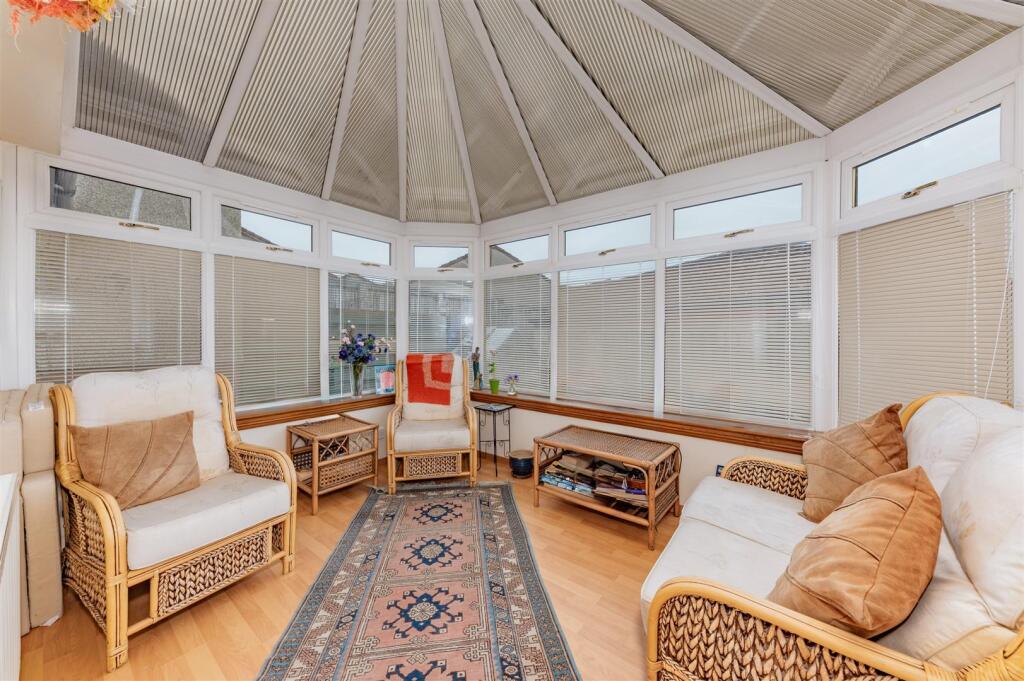 6 Ardestie Street Monifieth-9.JPG