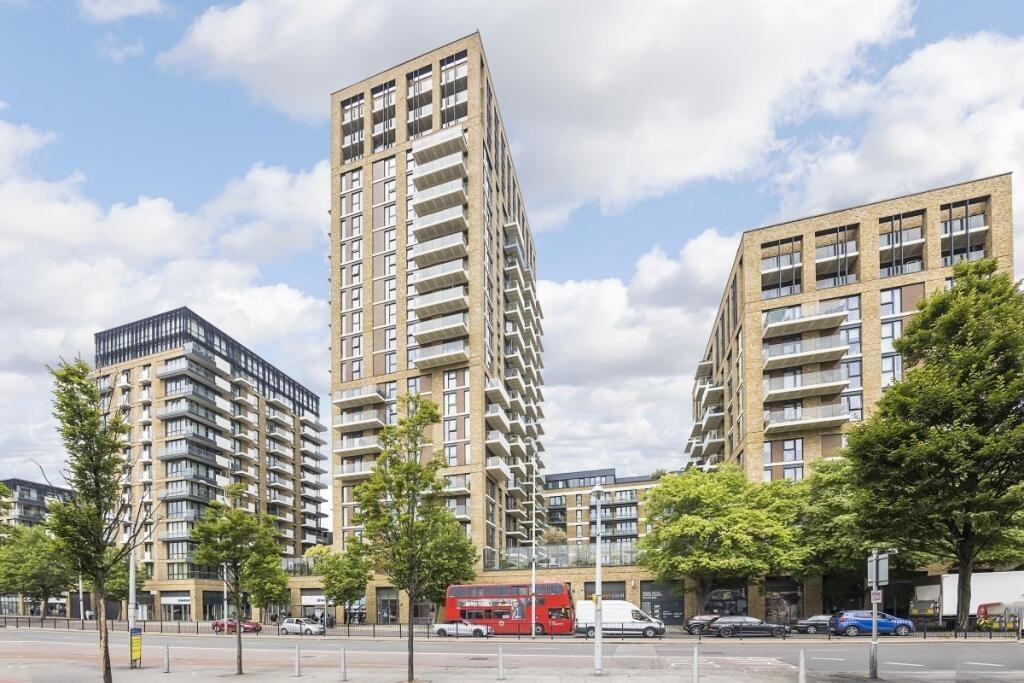 112924_P286665_IM...