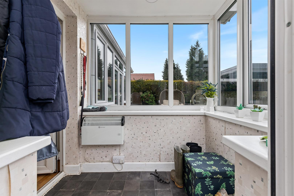 9 Marling Road, Ainley Top 06_297.png