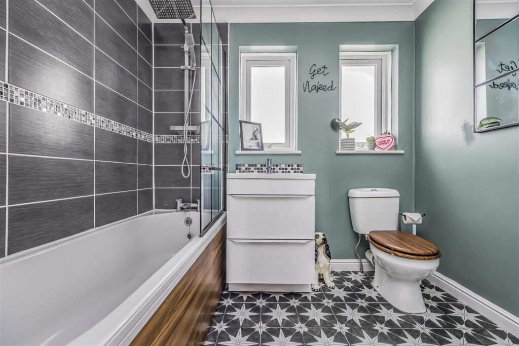 20 Reginald Road, Southsea-PorticoMarketing-SoldBy