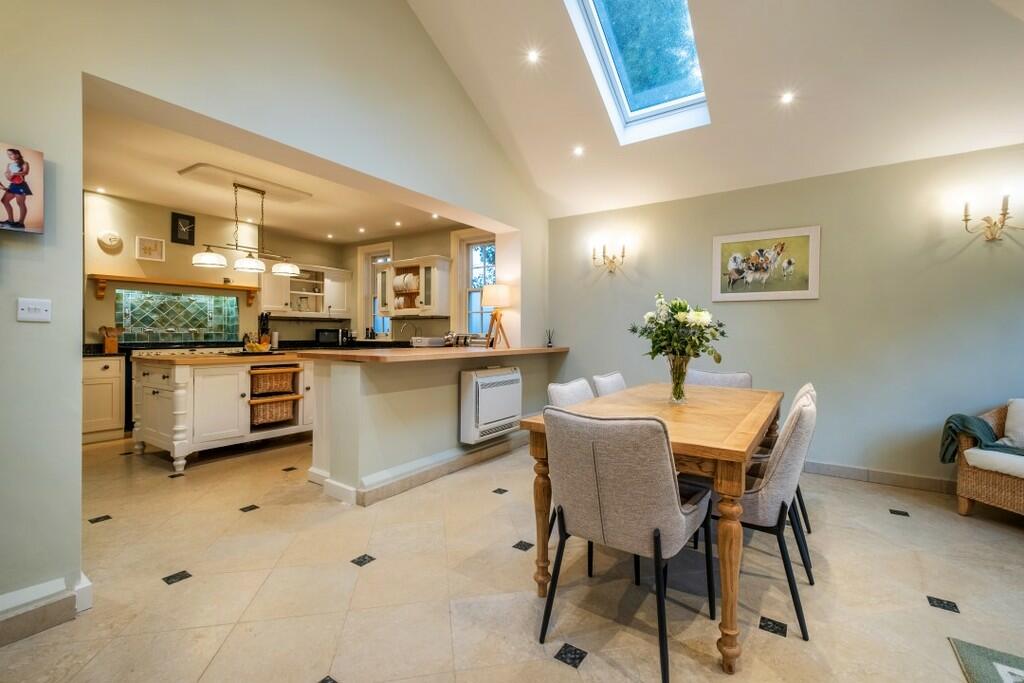 Hacheston Lodge -...