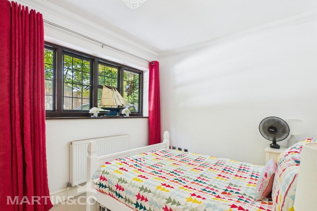 CAM01953G0-PR0115...