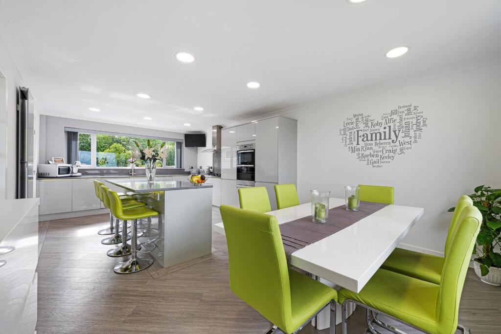 176 Tockholes Road HDR-9.jpg