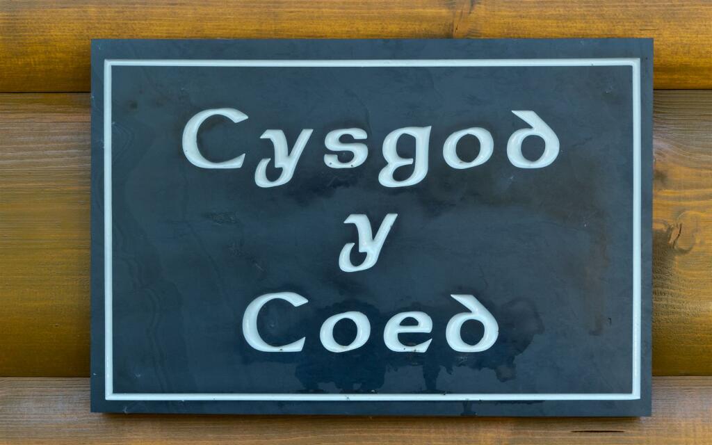 Cysgod y Coed