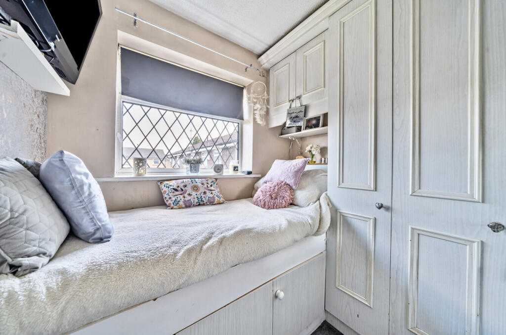 4-682211c3ad4d1-1...