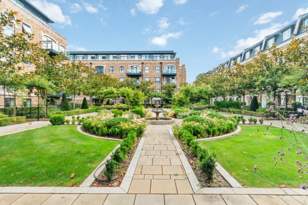 25 Concord Court Ph16.jpg