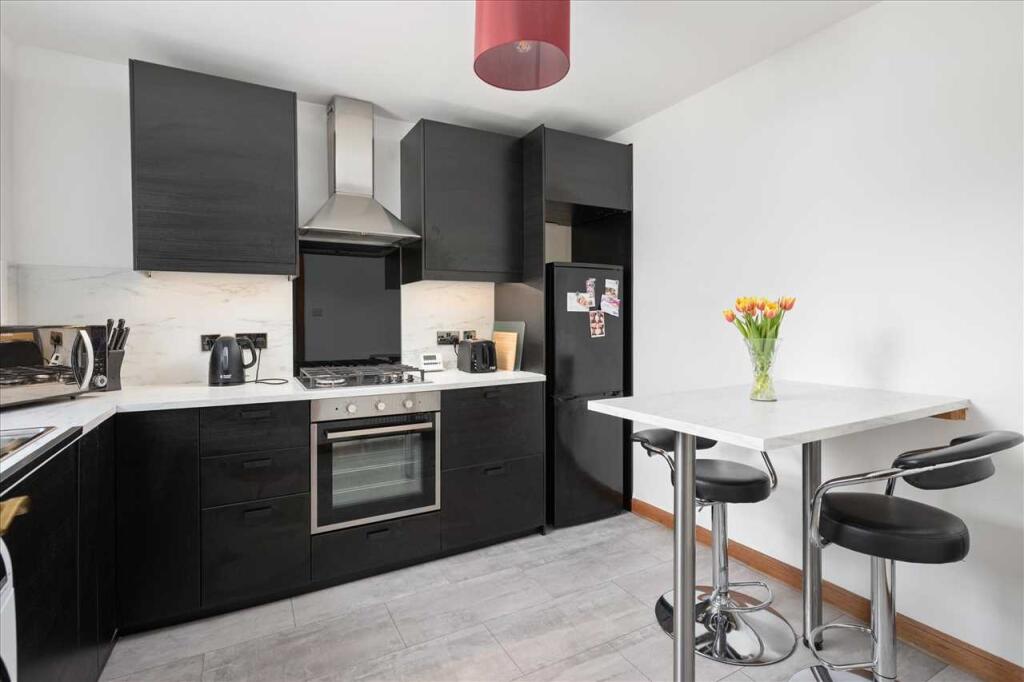 Breakfasting Kitchen