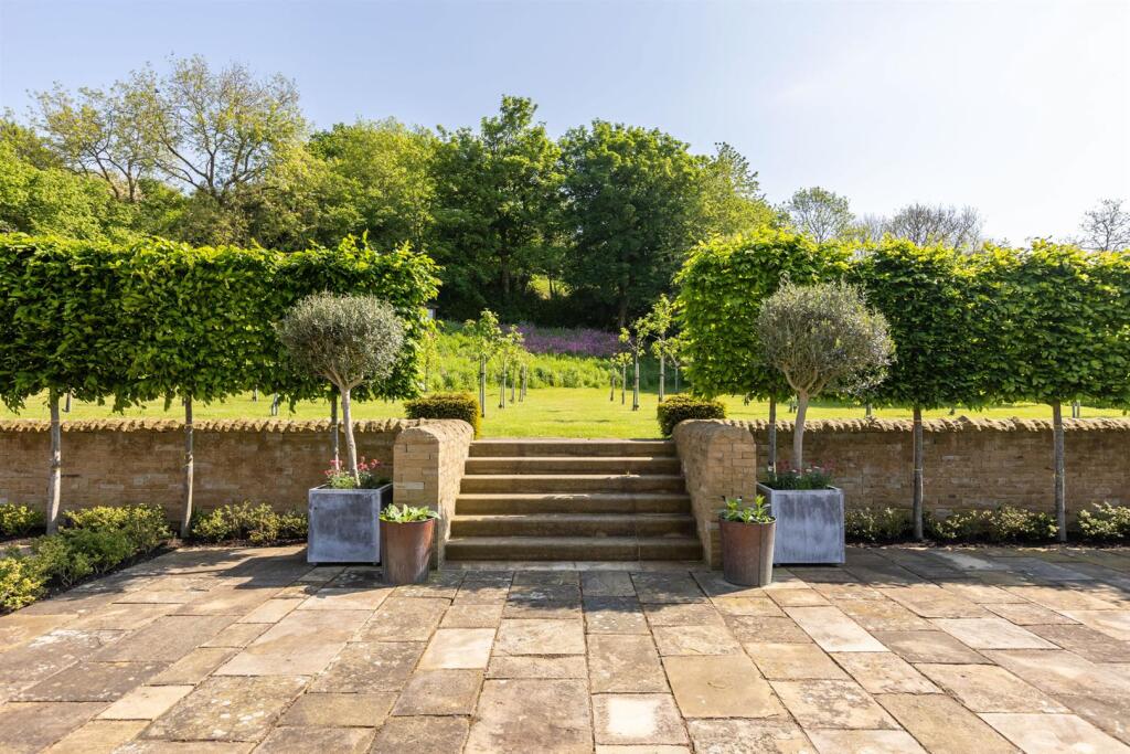 Garden Terrace to Orchard