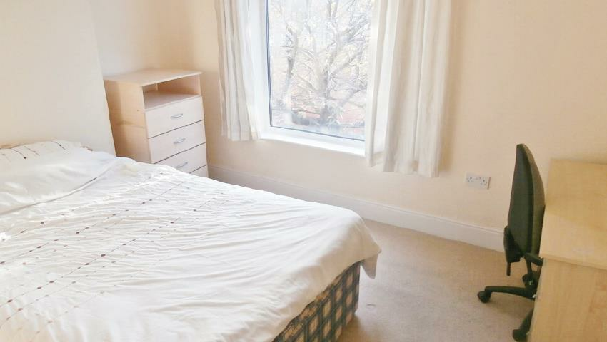 124 LYTTON ROAD-03.png