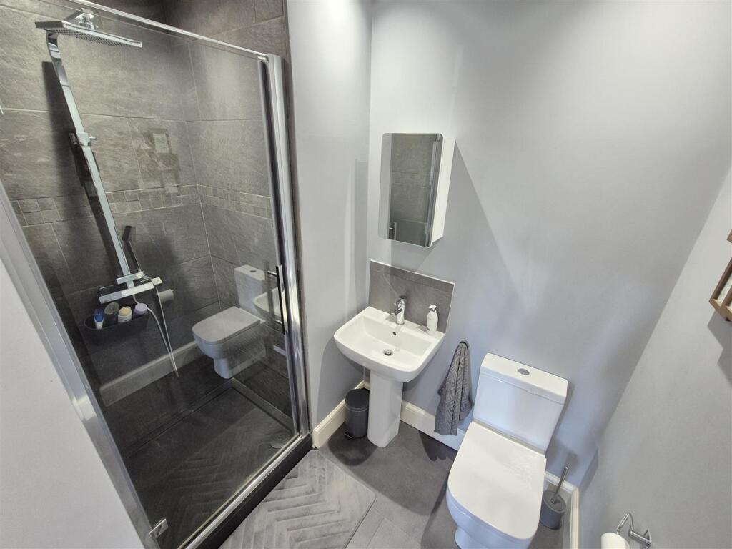 En-suite Shower Room