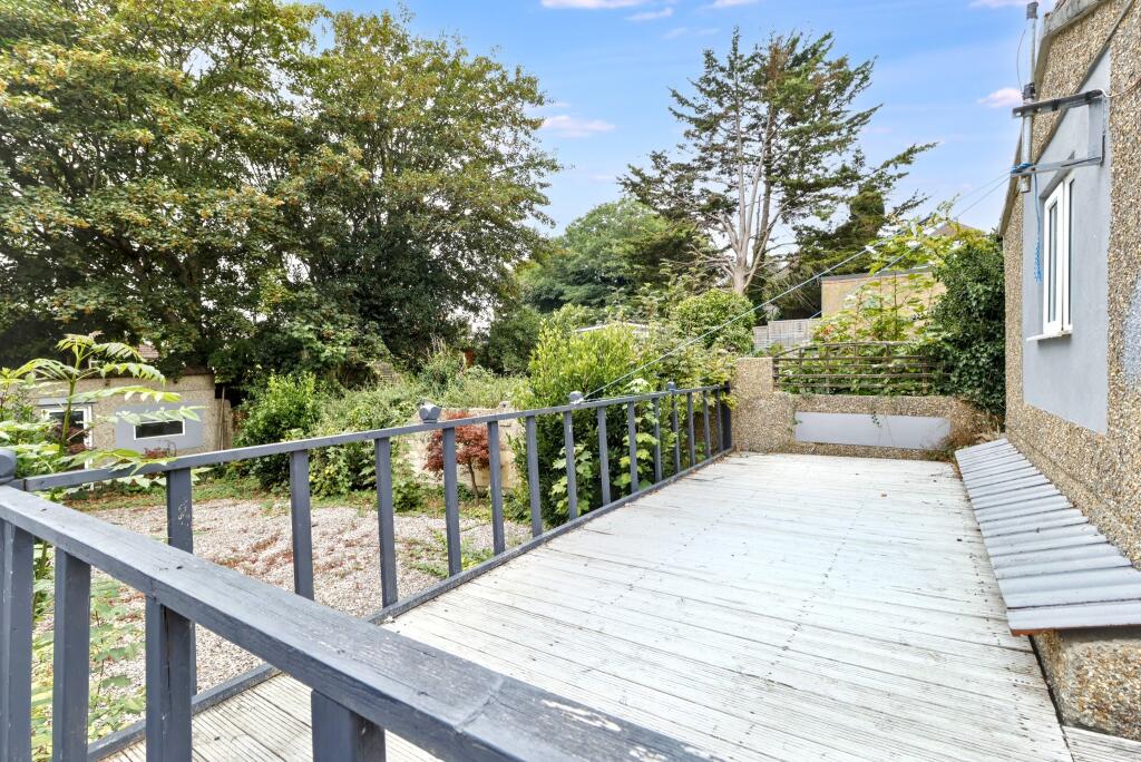 53 Fortescue Road, Poole, Dorset, BH12 2LH