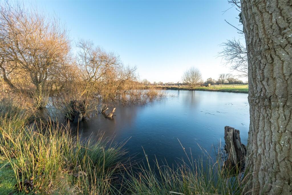4 Marsh Lane-054.jpg